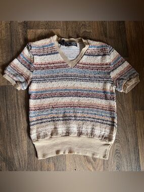 Vintage 2oans Unisex 70s Retro Preppy Knit V-Neck top